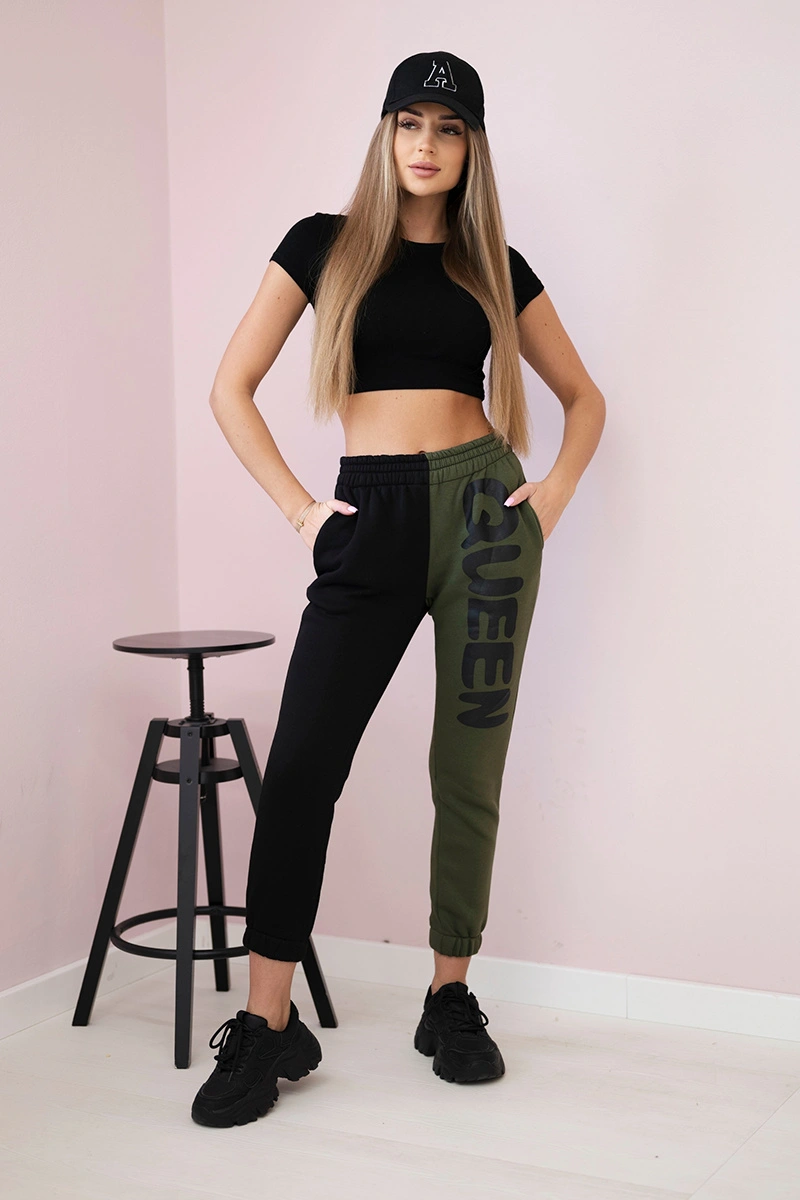 Dámske tepláky s nápisom QUEEN khaki