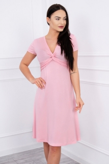 Šaty s ozdobným preložením ružové
